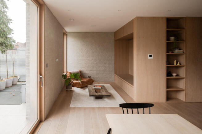 329821 - Dollis Hill Avenue, London NW2 - high ...