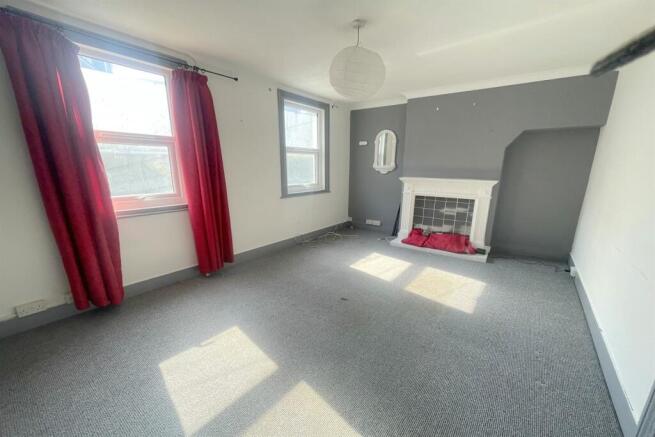 Lounge/sitting room