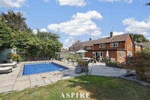 18, Chittock Mead, Basildon SS14 1RW