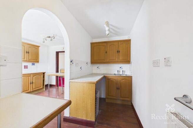 4 bed Detached for sale Image 7