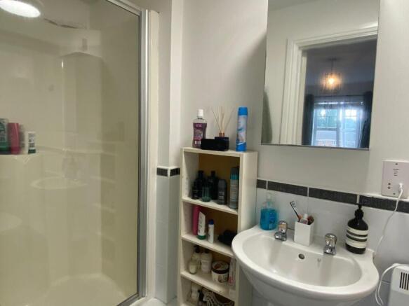 En suite.jpg