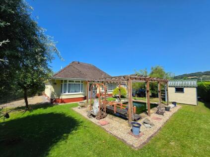 Golf Links Road, Builth Wells, LD2