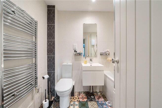 1 bed Apartment for sale Image 12