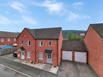 Bluebell View, Llanbradach, CF83