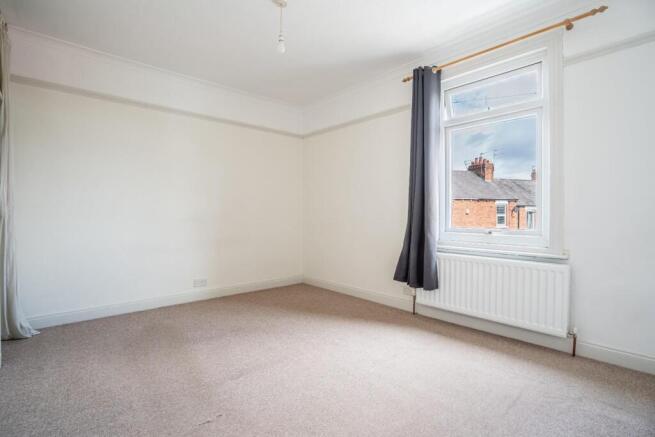 3 bed Terraced for sale Image 9