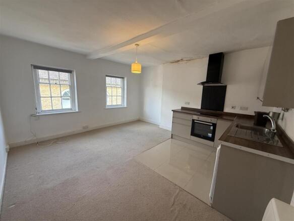 Kitchen/Living Room