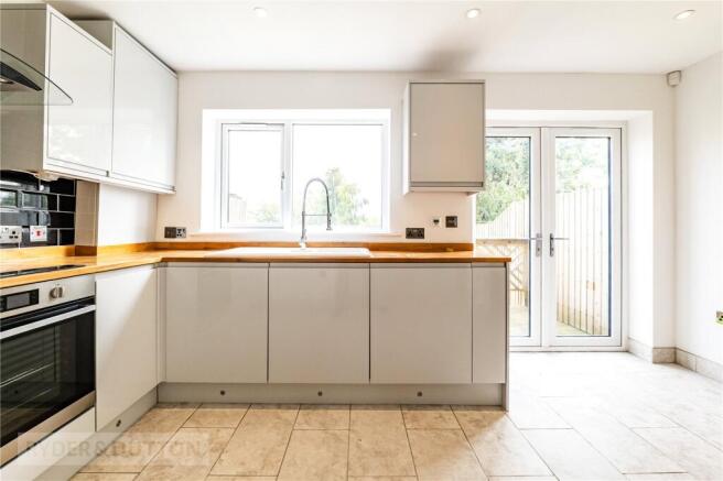 3 bed Semi-Detached for sale Image 7