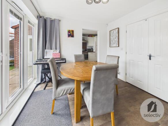 3 bed Semi-Detached for sale Image 7