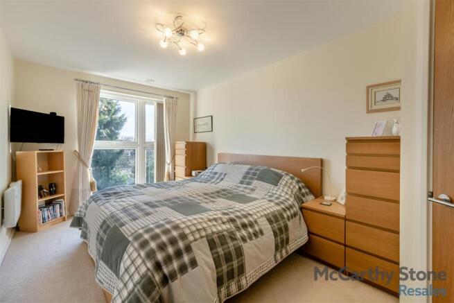 2 bed Apartment for sale Image 7