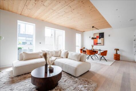 Curtain Place, Shoreditch, EC2A