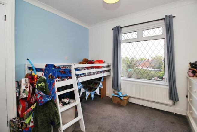 3 bed Terraced for sale Image 9