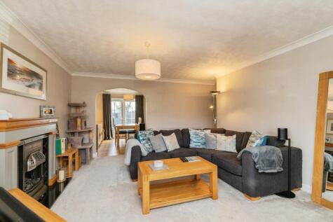 Field Farm Close, Stoke Gifford, Bristol, Gloucestershire, BS34