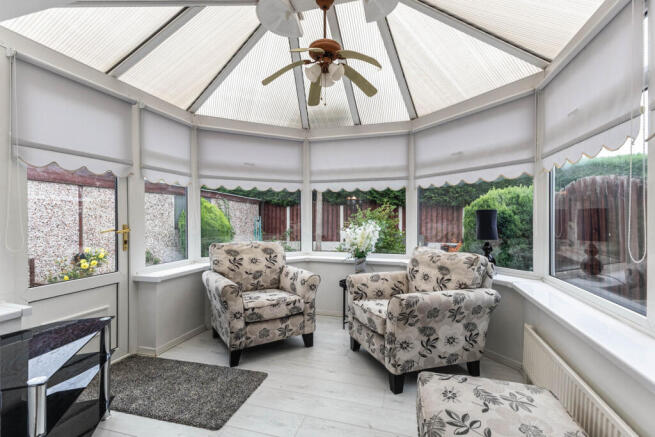 2 bed Bungalow for sale Image 7