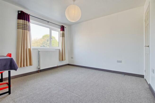 Bedroom 2.jpg