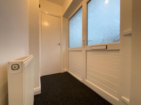2 bed Semi-Detached Bungalow for sale Image 8