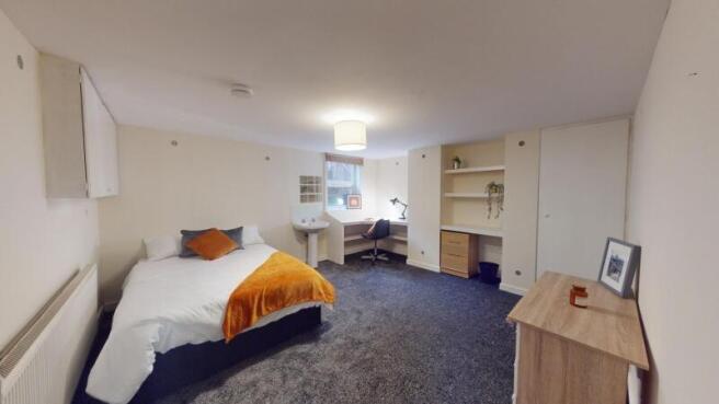 6 bed Terraced to rent Image 4