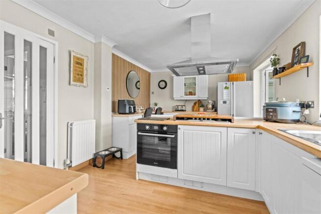 Blairmore Gardens, Eaglescliffe, Stockton-On-Tees photo 4
