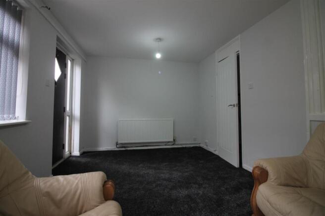 3 bed House to rent Image 7
