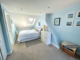 Flat A, 39, Kimber Road, London SW18 4NX