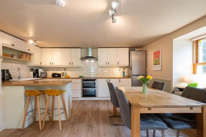 6 new kitchen photo.jpg
