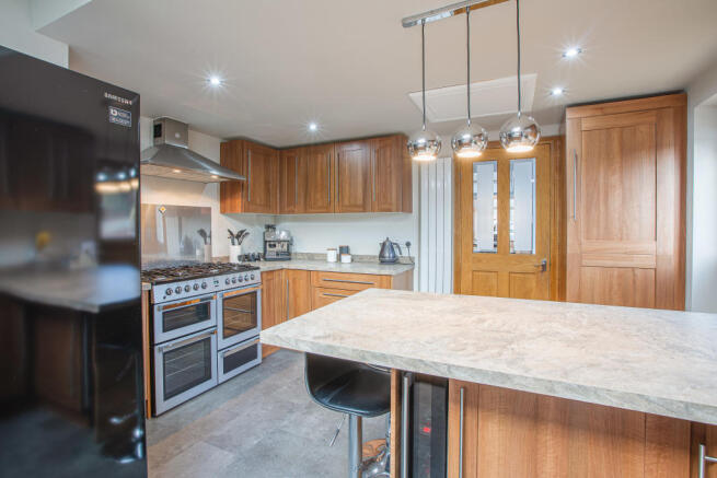 Stunning Breakfast Kitchen