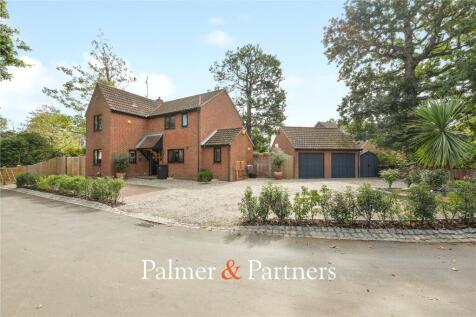 Greenwood Grove, Highwoods, Colchester, Essex, CO4