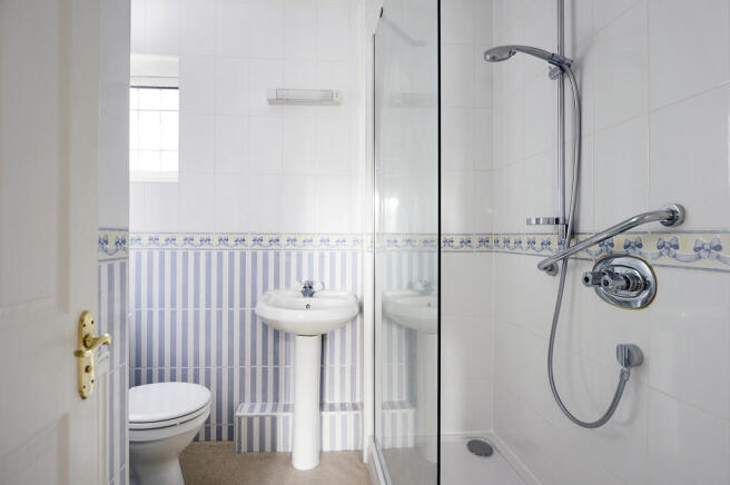 En Suite Shower R...