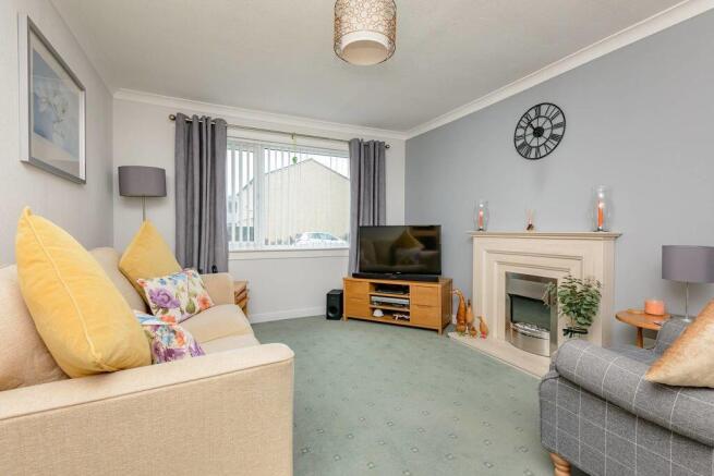 8 Kingsway, Peebles, EH45 9HY photo 3
