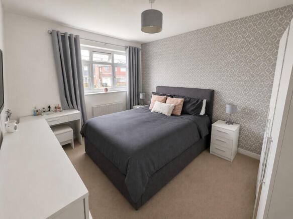 4 bed Semi-Detached for sale Image 6