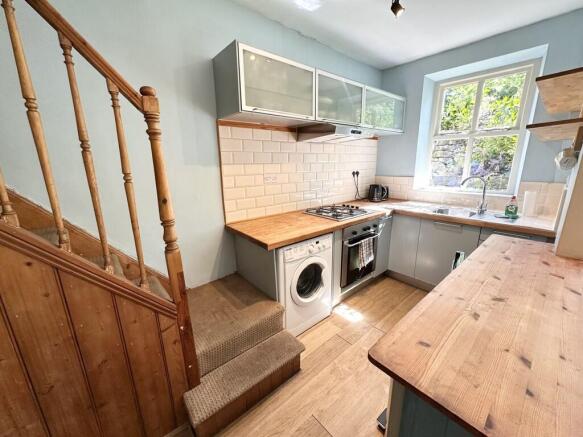 2 bed Terraced for sale Image 5