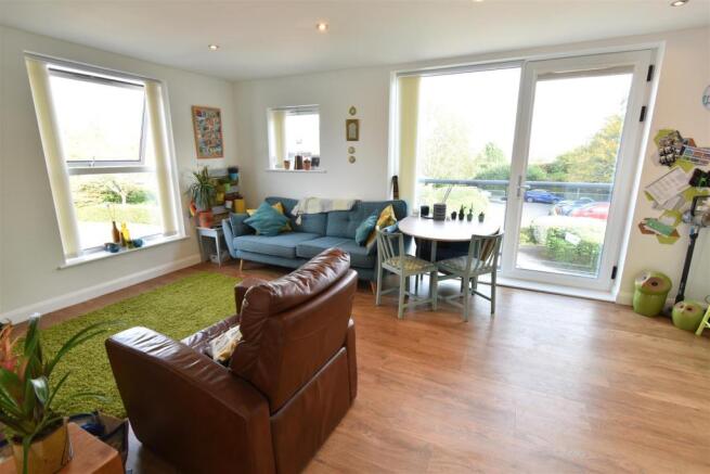 Living/dining/kitchen