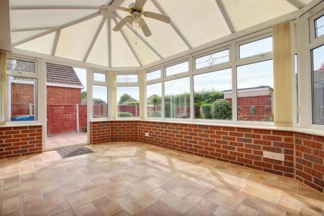 2 bed Semi-Detached Bungalow for sale Image 9