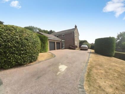 California Close, Exeter