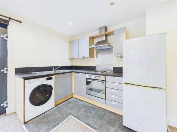 1 bed Flat to rent Image 4