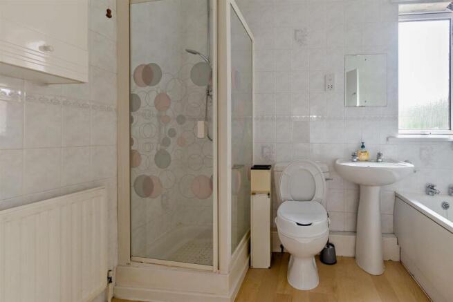 2 bed Detached Bungalow for sale Image 9