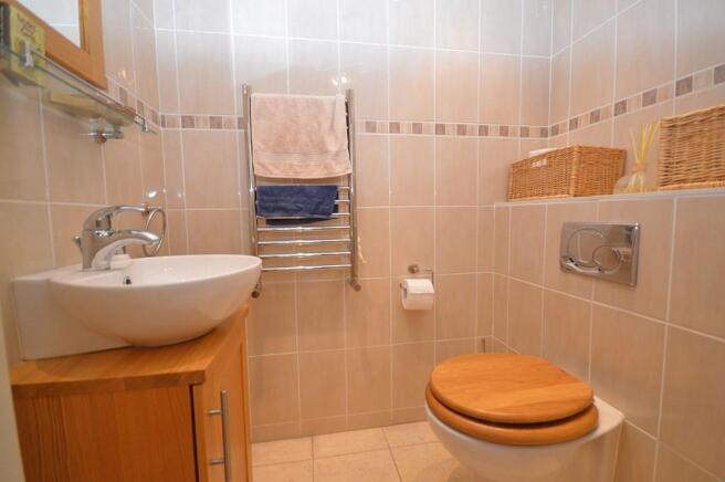 Downstairs cloarkroom.jpg