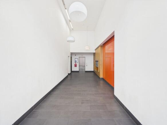 CAM04578G0-PR0042...