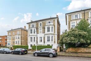 Flat 3, 20, Avenue Elmers, Surbiton KT6 4SE