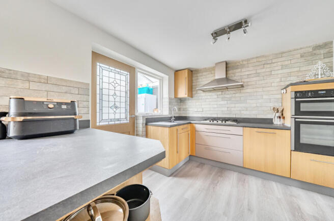 1389099-12-69496a...