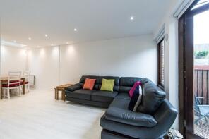 2, Beverley Close, London SW11 2DF
