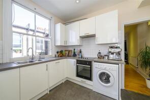 20, Cleveland Mansions, Widley Road, London W9 2LA