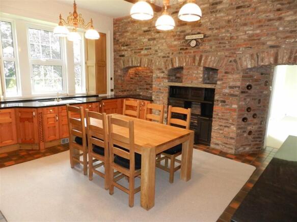 DINING KITCHEN