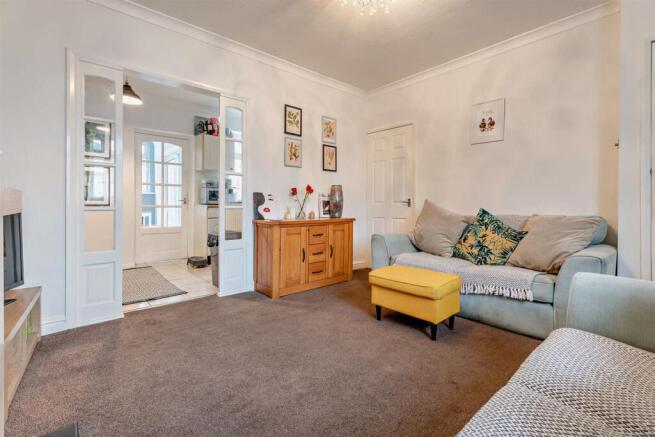 8679705-interior03-800.jpg