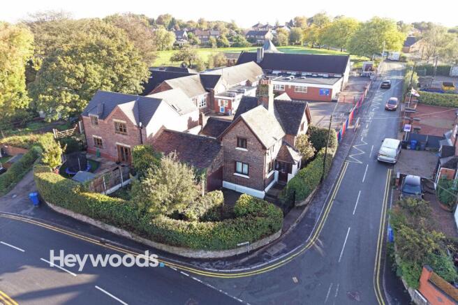The Drive, Alsagers Bank, ST7 photo 4