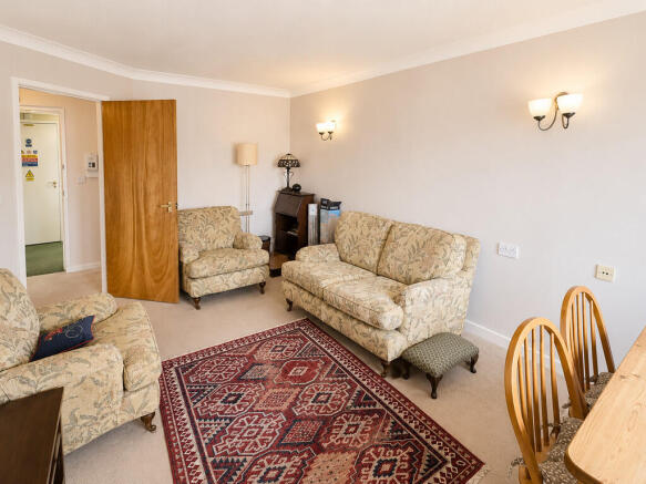 Lounge 2