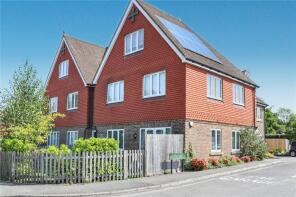 Flat 5, The Ansty Cross, Cuckfield Road, Haywards Heath RH17 5AG