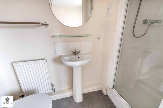 3 bed Apartment for sale Image 6