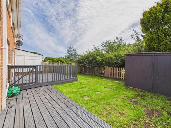 4 bed Semi-Detached for sale Image 10