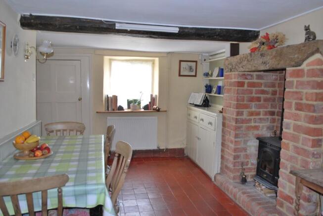 breakfast room
