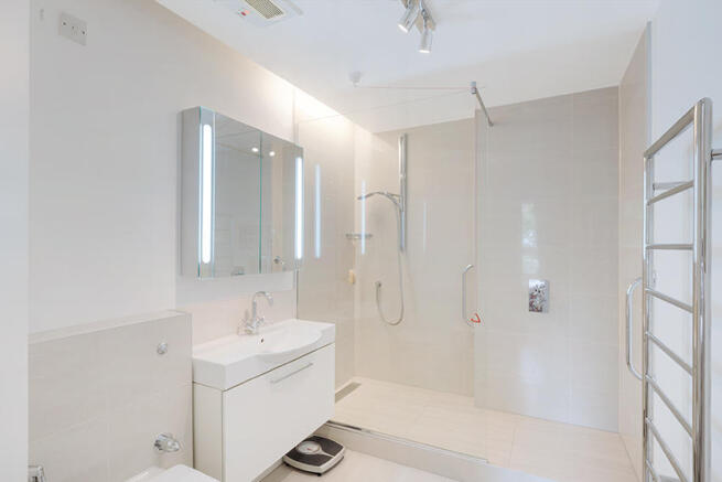 En suite bathroom
